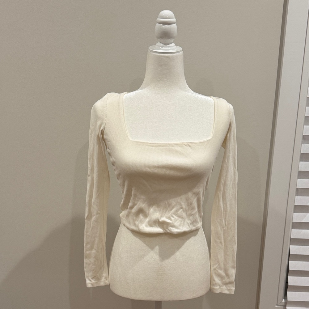 Zara Cream Long Sleeve Women's Top
